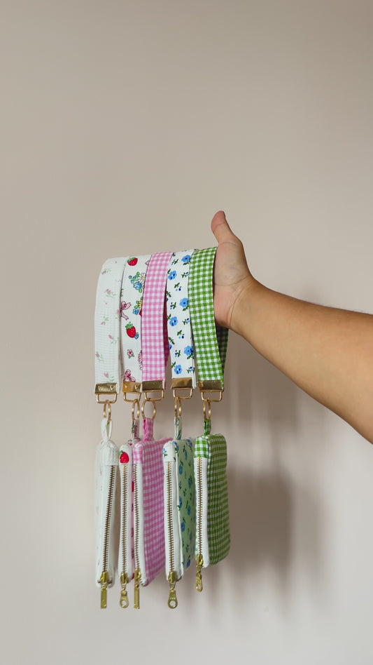 Plaidfully Green Keychain Wrislet